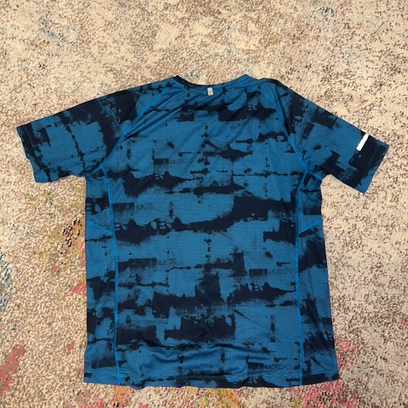 Nike Dri Fit - Picture 3 of 5